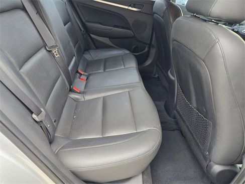 Used 2019 Hyundai Elantra Limited w/ Cargo Package image 18