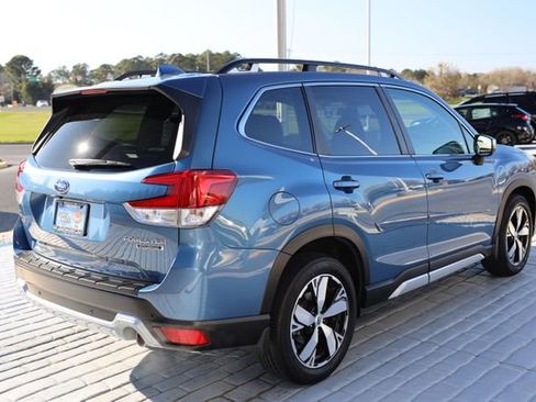 Used 2021 Subaru Forester Touring image 5