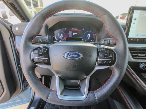 Used 2025 Ford Explorer ST-Line w/ ST-Line Street Pack AWD/4WD image 20