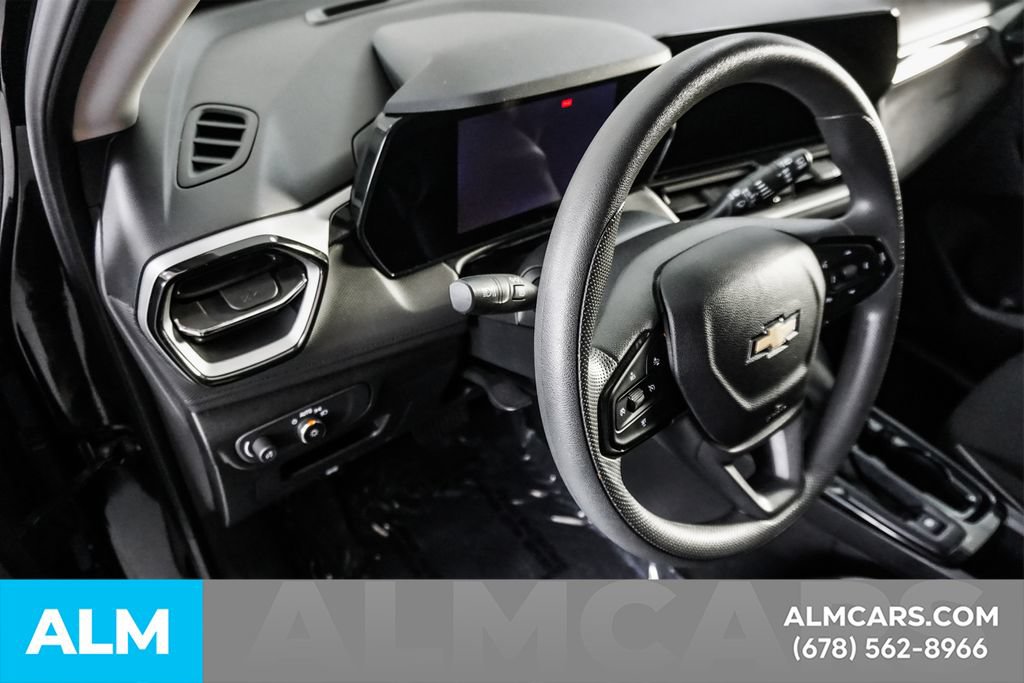 Used 2025 Chevrolet TrailBlazer LT FWD image 31