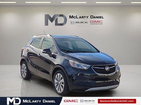 Used 2017 Buick Encore Preferred image 1