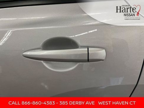 Certified 2023 Nissan Rogue SV w/ SV Premium B Package AWD/4WD image 16