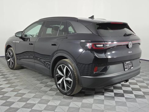 Used 2023 Volkswagen ID.4 Pro S Plus AWD/4WD image 5