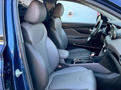 Used 2019 Hyundai Santa Fe SEL w/ Cargo Package image 9