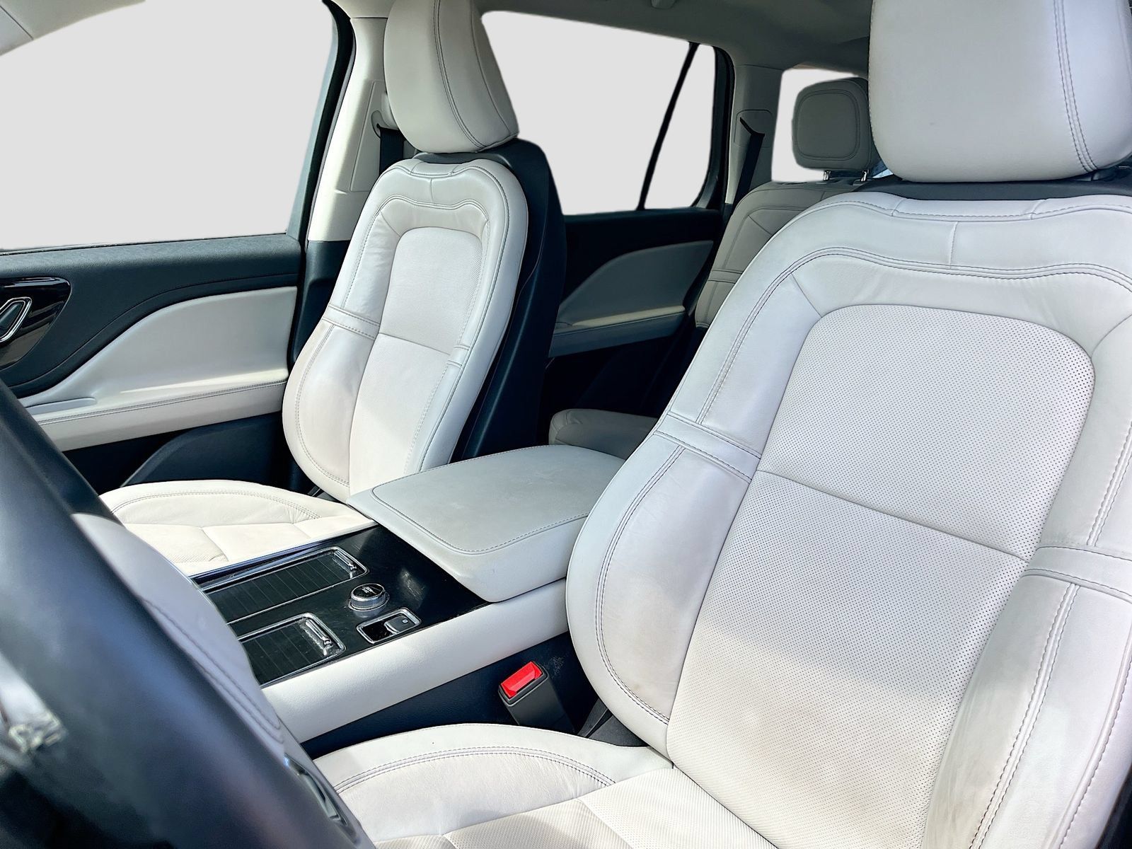 Used 2025 Lincoln Aviator Reserve w/ Illumination Package AWD/4WD image 22