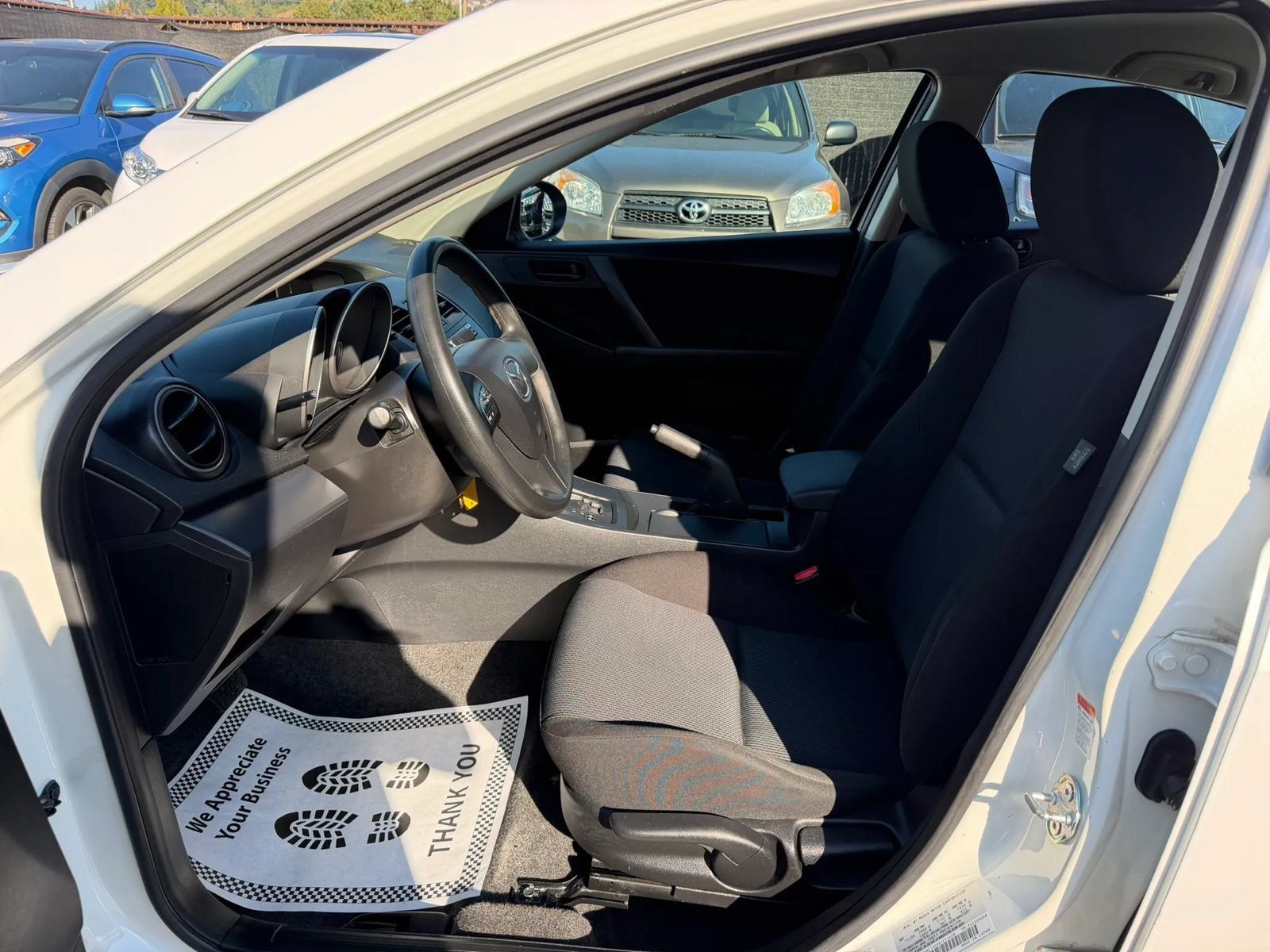 Used 2010 MAZDA MAZDA3 i Sport FWD image 8