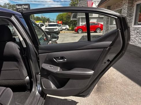 Used 2020 Nissan Sentra SV FWD image 16