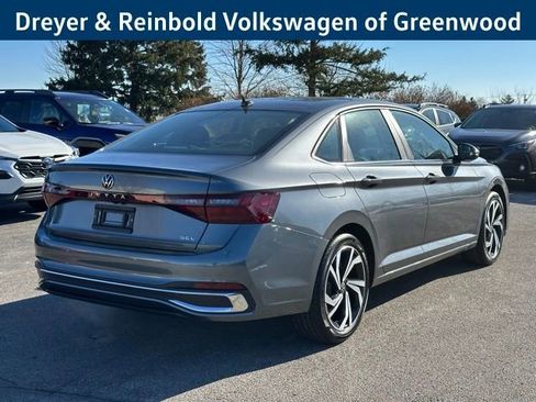New 2026 Volkswagen Jetta SEL image 7