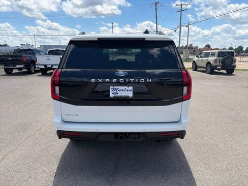New 2026 Ford Expedition Active RWD image 5