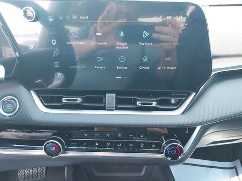 New 2027 Chevrolet Equinox LT w/ Convenience Package II AWD/4WD image 18