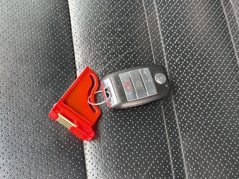 Used 2019 Kia Sorento EX FWD image 29