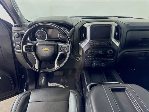 Used 2020 Chevrolet Silverado 1500 LTZ w/ LTZ Premium Package image 16