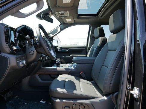 New 2026 GMC Sierra 1500 SLT w/ SLT Premium Plus Package AWD/4WD image 11