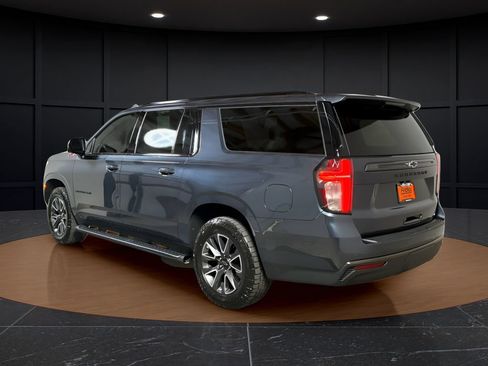 Used 2021 Chevrolet Suburban Z71 w/ Z71 Off-Road Package AWD/4WD image 3