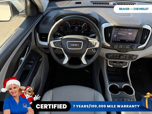 Used 2023 GMC Terrain SLT image 16