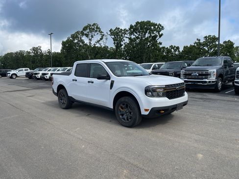 Used 2024 Ford Maverick Tremor w/ Tremor Off-Road Package AWD/4WD image 4