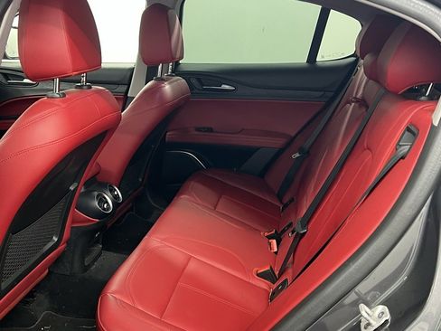 Used 2020 Alfa Romeo Stelvio w/ Nero Edizione image 11