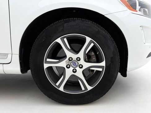 Used 2015 Volvo XC60 T6 AWD/4WD image 29