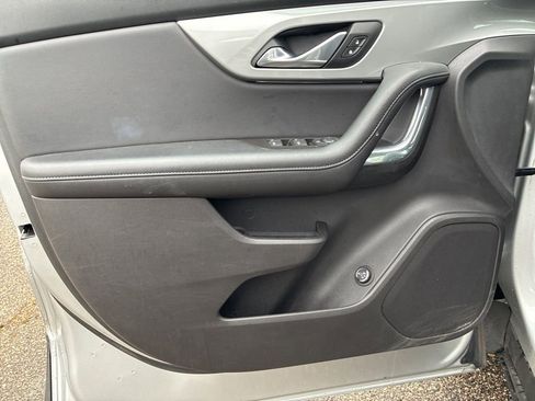 Used 2019 Chevrolet Blazer LT image 12
