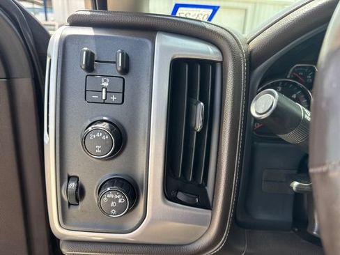Used 2017 GMC Sierra 2500 SLT w/ Driver Alert Package AWD/4WD image 22