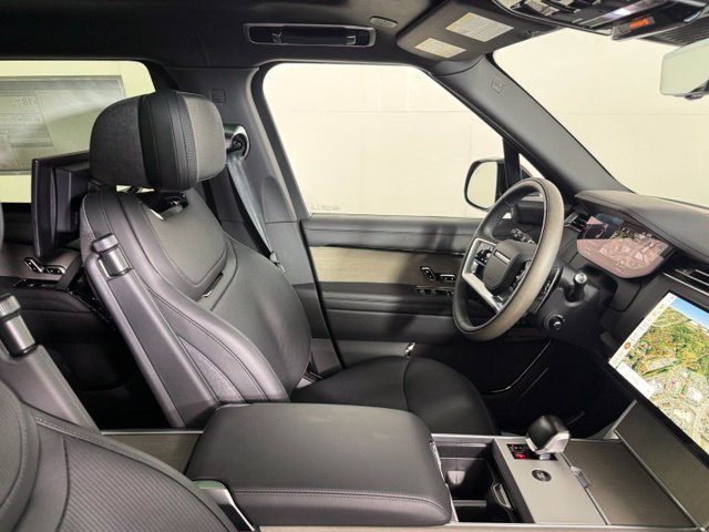 New 2026 Land Rover Range Rover SV AWD/4WD image 34