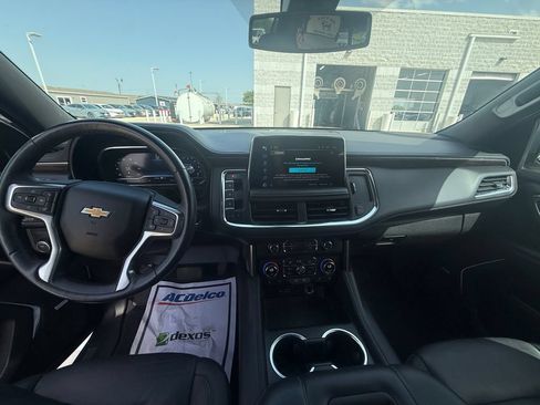 Used 2022 Chevrolet Tahoe LT w/ LT Signature Plus Package RWD image 15