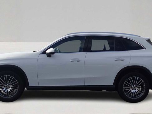 Used 2026 Mercedes-Benz GLC 300 4MATIC image 8