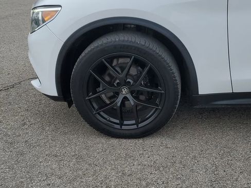 Used 2019 Alfa Romeo Stelvio w/ Nero Edizione image 8