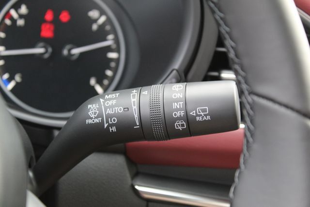 New 2026 MAZDA MAZDA3 2.5 S Hatchback w/ Premium Pkg FWD image 17