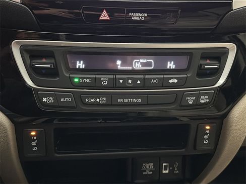Certified 2017 Honda Ridgeline RTL-E image 28