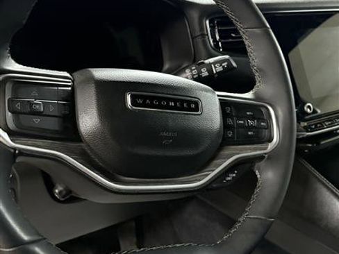 Used 2024 Jeep Wagoneer Series II w/ Flexible Seating Group image 14