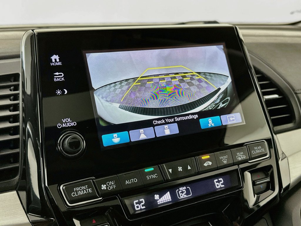 Used 2018 Honda Odyssey Touring image 14