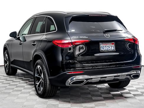 Certified 2025 Mercedes-Benz GLC 350e 4MATIC image 2