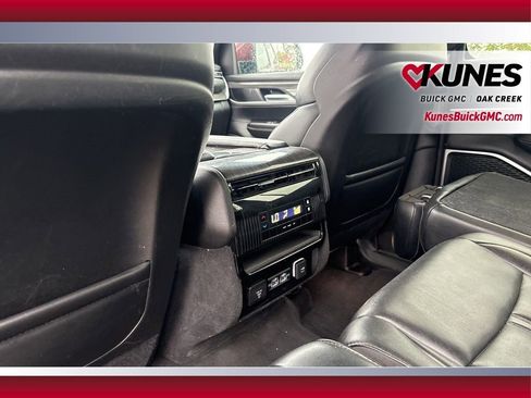 Used 2022 Jeep Wagoneer Series II image 25