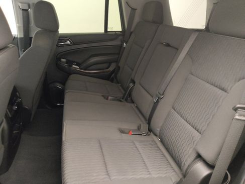 Used 2020 Chevrolet Tahoe LS RWD image 18