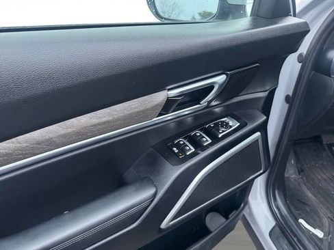 Used 2022 Kia Telluride EX w/ EX Premium Package image 11