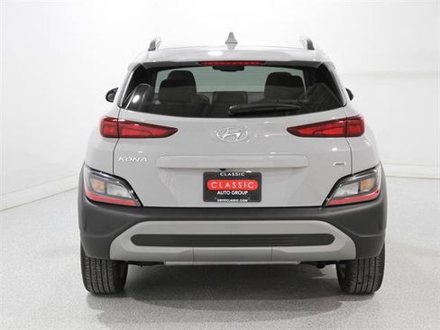 Used 2022 Hyundai Kona SEL image 20