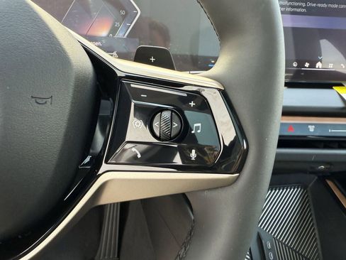 Used 2025 BMW X3 xDrive30i w/ Convenience Package image 27