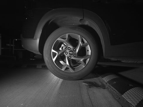 Used 2025 Chevrolet Trax LT image 12