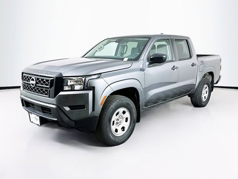 Used 2024 Nissan Frontier S image 3
