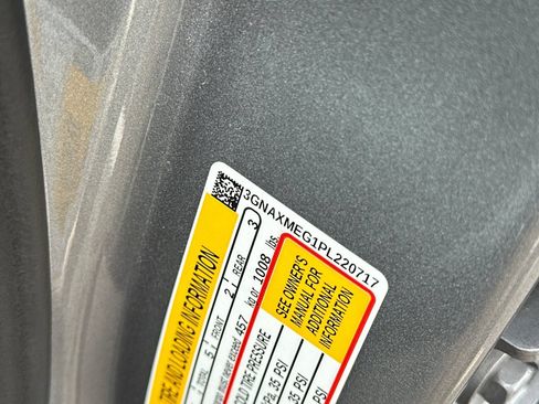 Used 2023 Chevrolet Equinox RS FWD image 40