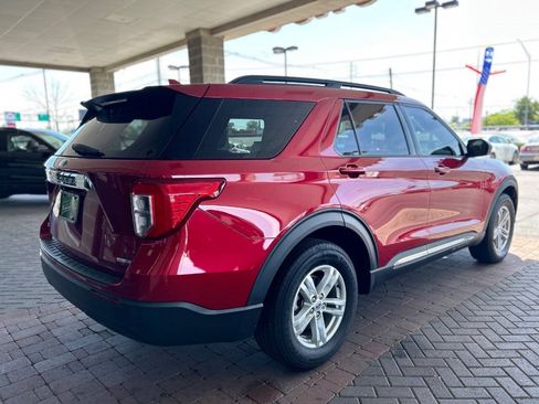 Used 2020 Ford Explorer XLT AWD/4WD image 11