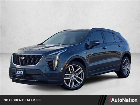 Used 2020 Cadillac XT4 Sport w/ Enhanced Visibility Package FWD image 1