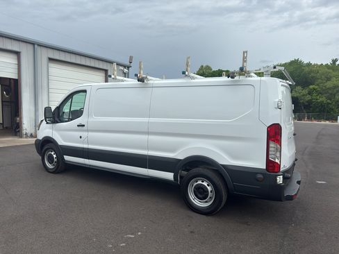 Used 2017 Ford Transit 350 148 Low Roof RWD image 5