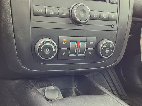 Used 2007 Chevrolet Monte Carlo SS w/ Silver Rally Stripe Package image 13