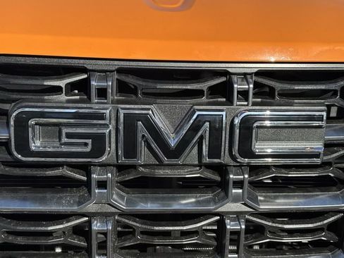 New 2026 GMC Canyon AT4 w/ AT4 Premium Package image 31