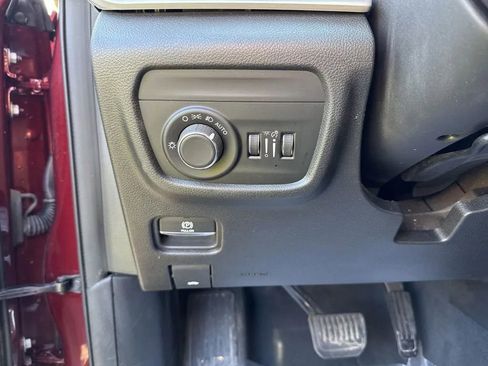 Used 2023 Jeep Grand Cherokee L Laredo image 19