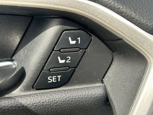 Certified 2021 Toyota RAV4 Limited AWD/4WD image 25