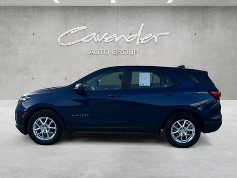 Used 2022 Chevrolet Equinox LS FWD image 13