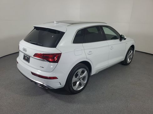 Certified 2025 Audi Q5 2.0T Premium Plus image 37